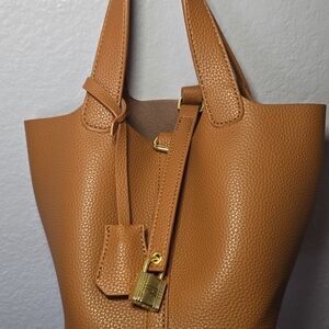 Classic Tan Leather Tote with Gold Hardware